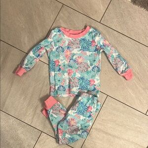 Lilly Pulitzer and pottery barn kids Floral Kids Pajamas - Pink and Blue 2t euc